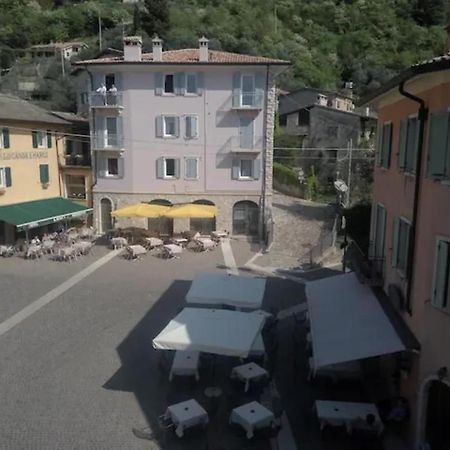 Attico Nel Borgo Διαμέρισμα Torri Del Benaco Εξωτερικό φωτογραφία